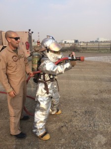 172 - Getting a little help - Al `Abdaliyah, Al 'Āşimah, Kuwait.